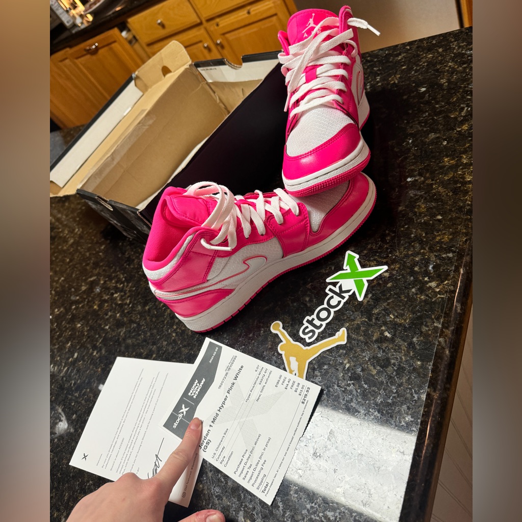 Hyper Pink Jordan 1s